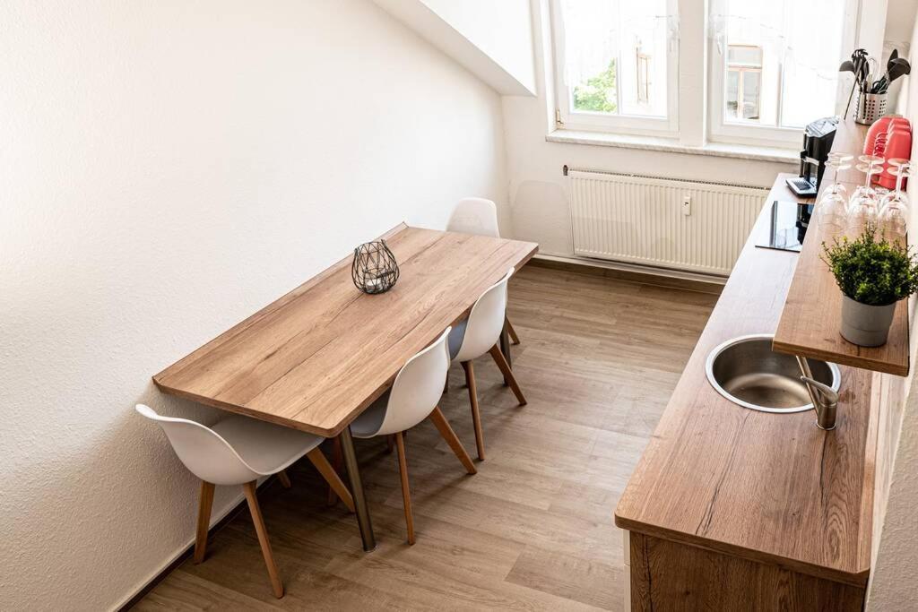 Gemuetliche Ferienwohnung Im Zentrum Von Plauen Exterior photo